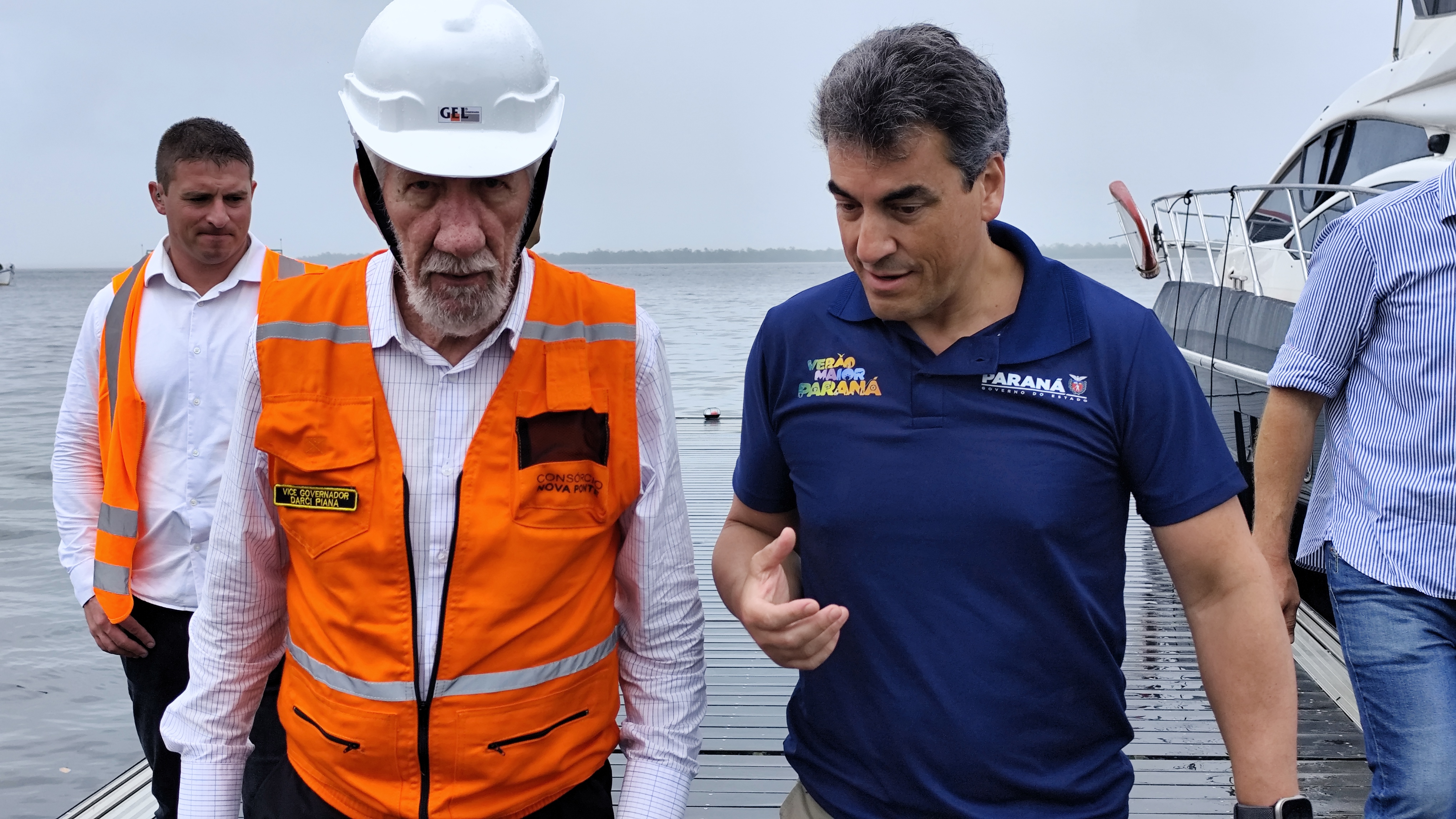 Vice governador Darci Piana e Fernando Furiatti, diretor do DER/PR nas obras da Ponte de Guaratuba