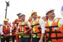 Governador Ratinho Junior, Sandro Alex (SEIL), Fernando Furiatti (DER/PR) e outros representantes dão início as obras da Ponte de Guaratuba.