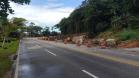 Obras da Ponte de Guaratuba chegam a 32% de execução e marcam progresso no trecho estaiado. Foto mostra obras no acesso a ponte pelo lado de matinhos