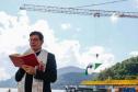 Em ritmo acelerado, a construção da Ponte de Guaratuba chegou à metade da execução. O governador Carlos Massa Ratinho Junior esteve no canteiro de obras, nesta quinta-feira (1), para acompanhar a evolução da obra. 