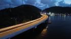 Primeiros testes de luz mostram como a Ponte de Guaratuba ficará à noite