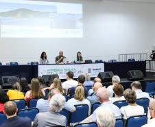 Em audiência pública, Governo debate com população obras da Ponte de Guaratuba