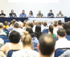 Em audiência pública, Governo debate com população obras da Ponte de Guaratuba