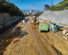 Obras da Ponte de Guaratuba chegam a 70% de execução com destaque para o progresso nos acessos