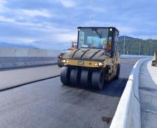 Começam as obras de pavimentação do tabuleiro da Ponte de Guaratuba