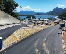 Ponte de Guaratuba inicia revestimento em concreto asfáltico dos acessos