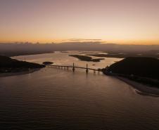 Ponte de Guaratuba recebe juntas de dilatação