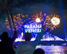 Show de luzes, drones e música emociona o público e celebra entrega da Ponte de Guaratuba