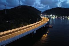 Primeiros testes de luz mostram como a Ponte de Guaratuba ficará à noite