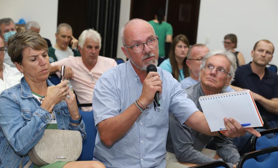 Em audiência pública, Governo debate com população obras da Ponte de Guaratuba