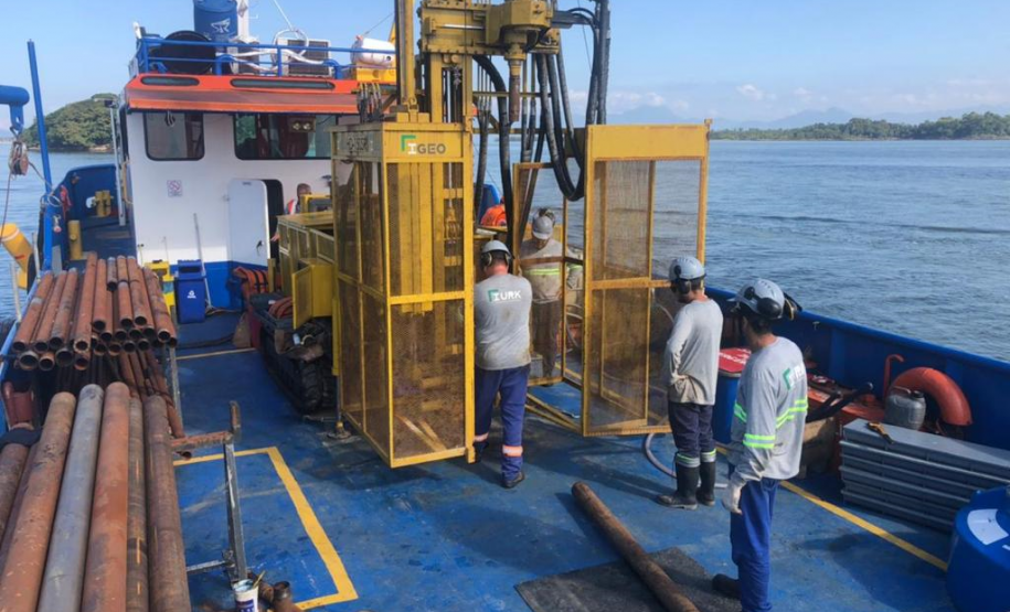 Com liberação de R$ 2,2 milhões, Ponte de Guaratuba segue avançando um mês após licença