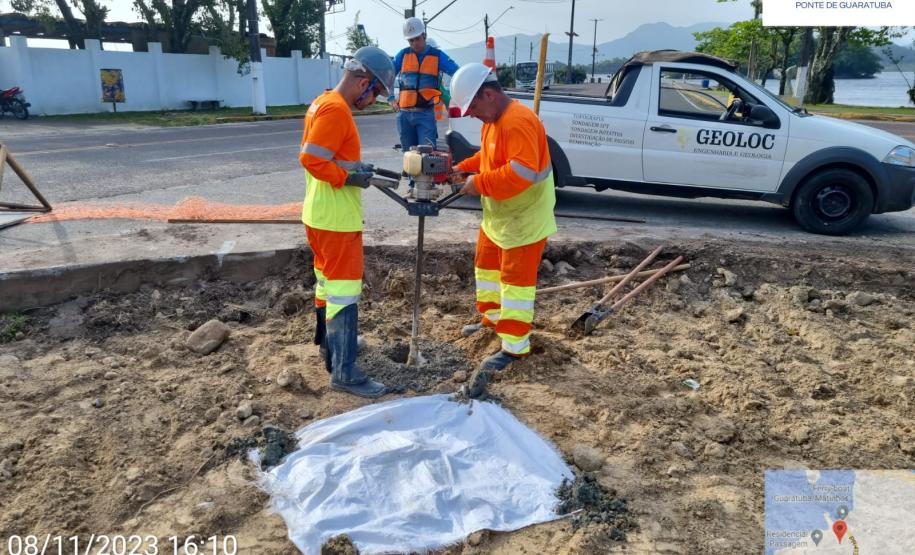 Execução da Sondagem a Trado