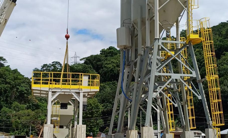 Montagem da Central de Concreto em Guaratuba