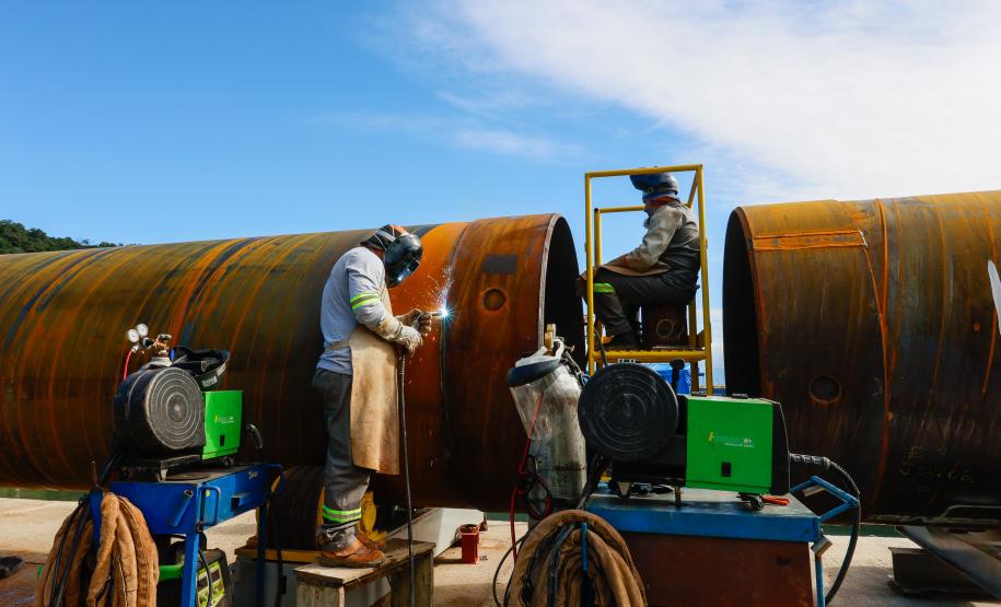 Obra da Ponte de Guaratuba já emprega 296 pessoas e previsão é chegar a 600 postos