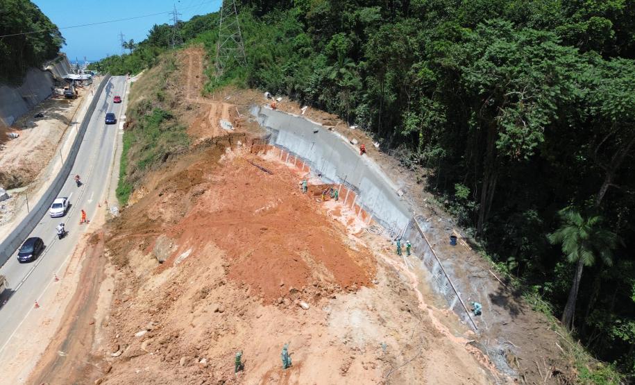 Obras da Ponte de Guaratuba chegam a 44,2% de execução com início de nova fase da estrutura estaiada