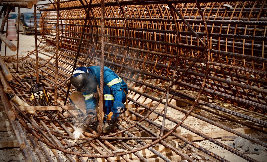 Obras da Ponte de Guaratuba chegam a 55,7% de execução