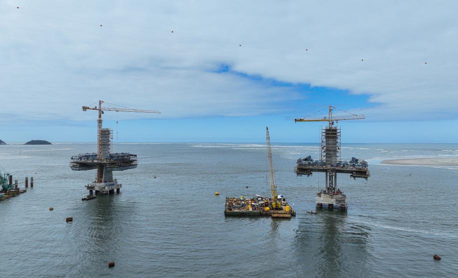 Obras da Ponte de Guaratuba chegam a 70% de execução com destaque para o progresso nos acessos