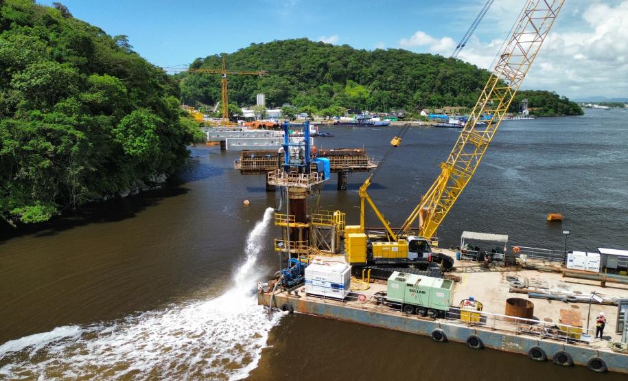 estacas da ponte de guaratuba