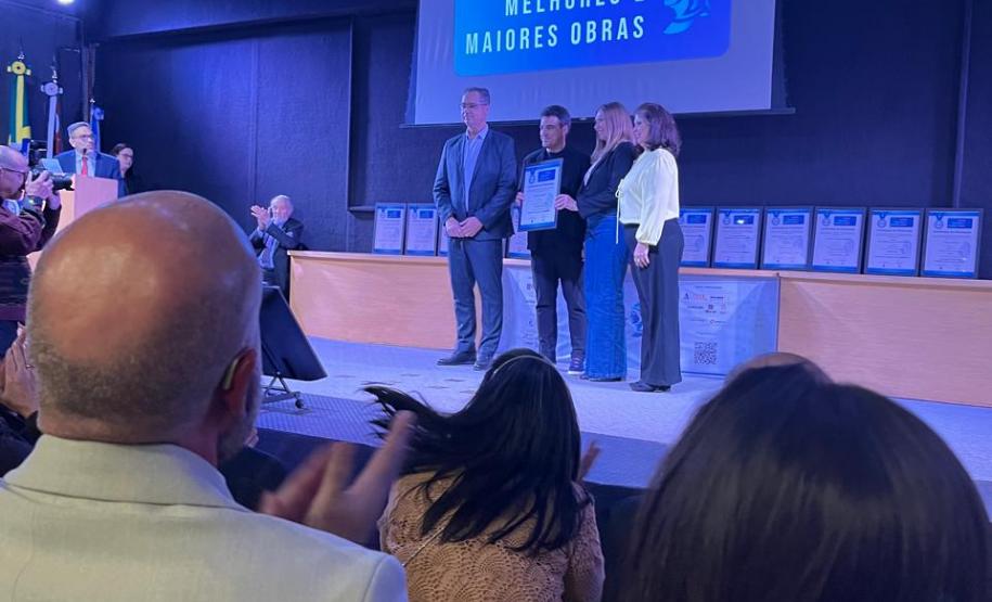 Ponte de Guaratuba como melhor obra rodoviária do Brasil na categoria