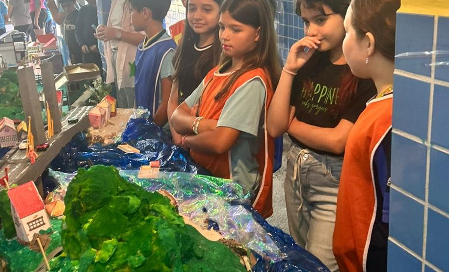 Alunos transformam a Ponte de Guaratuba em maquete