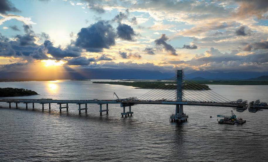 Ponte de Guaratuba atinge 91% de execução