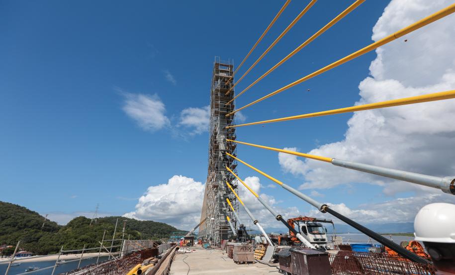 Ponte de Guaratuba atinge 91% de execução