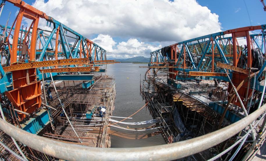 Ponte de Guaratuba atinge 91% de execução