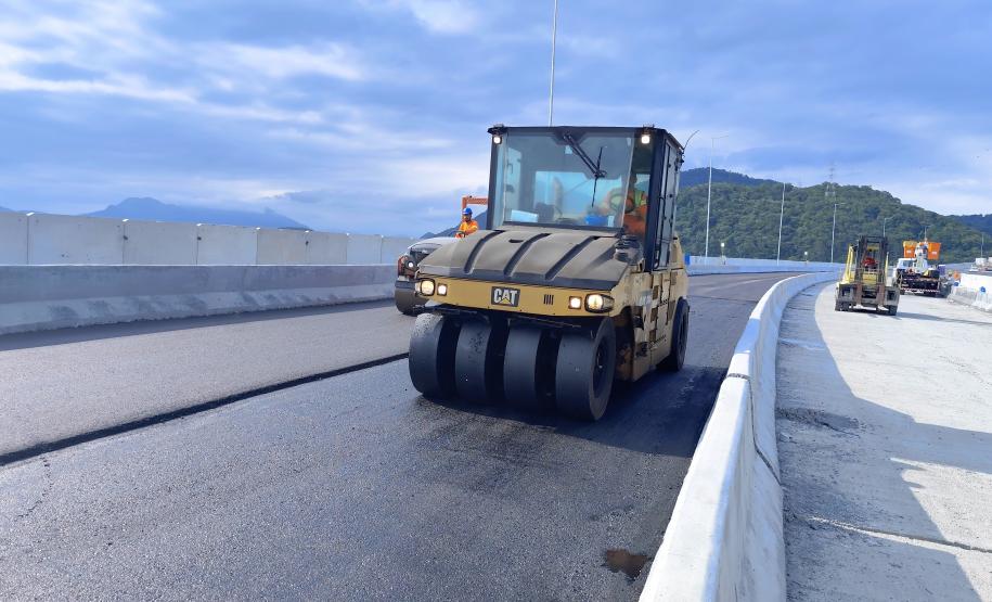 Começam as obras de pavimentação do tabuleiro da Ponte de Guaratuba
