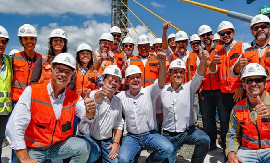 beijo da ponte" garante ligação por terra entre Guaratuba e Matinhos