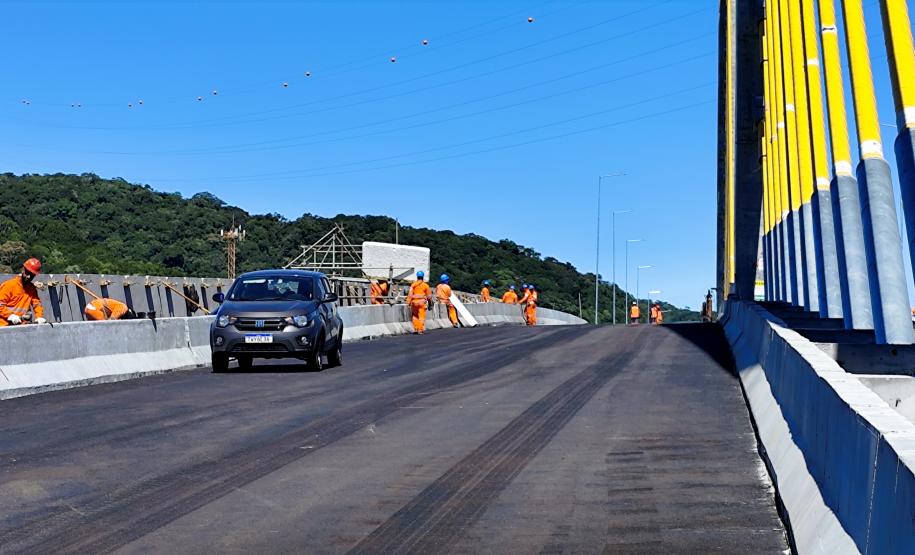 Ponte de Guaratuba já está 100% pavimentada