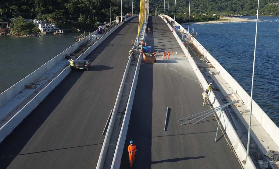 Ponte de Guaratuba já está 100% pavimentada