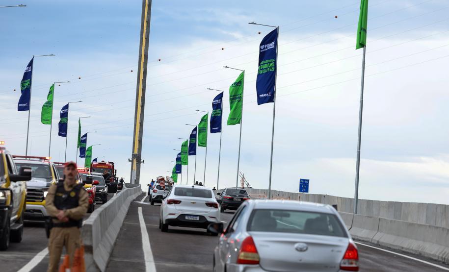Fim da espera: tráfego de veículos é liberado na Ponte de Guaratuba